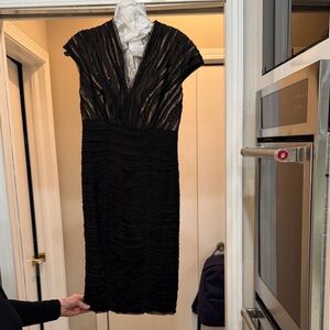 Tadashi Shoji Black Ruched Midi Dress